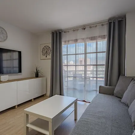 With Mountain Views In Cristianos アロナ